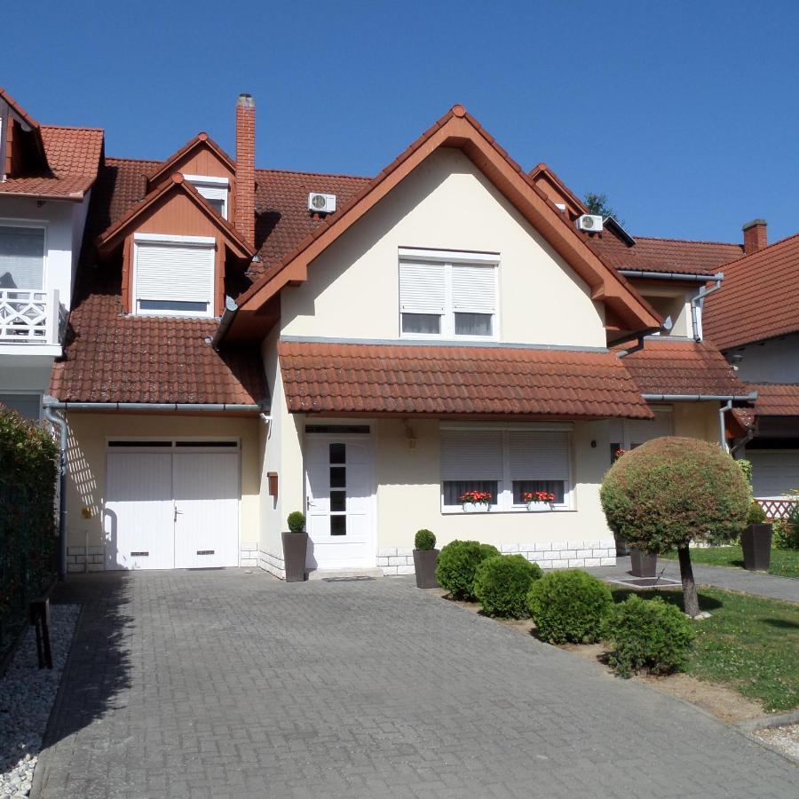 Silent Apartmanhaz Harkány Extérieur photo