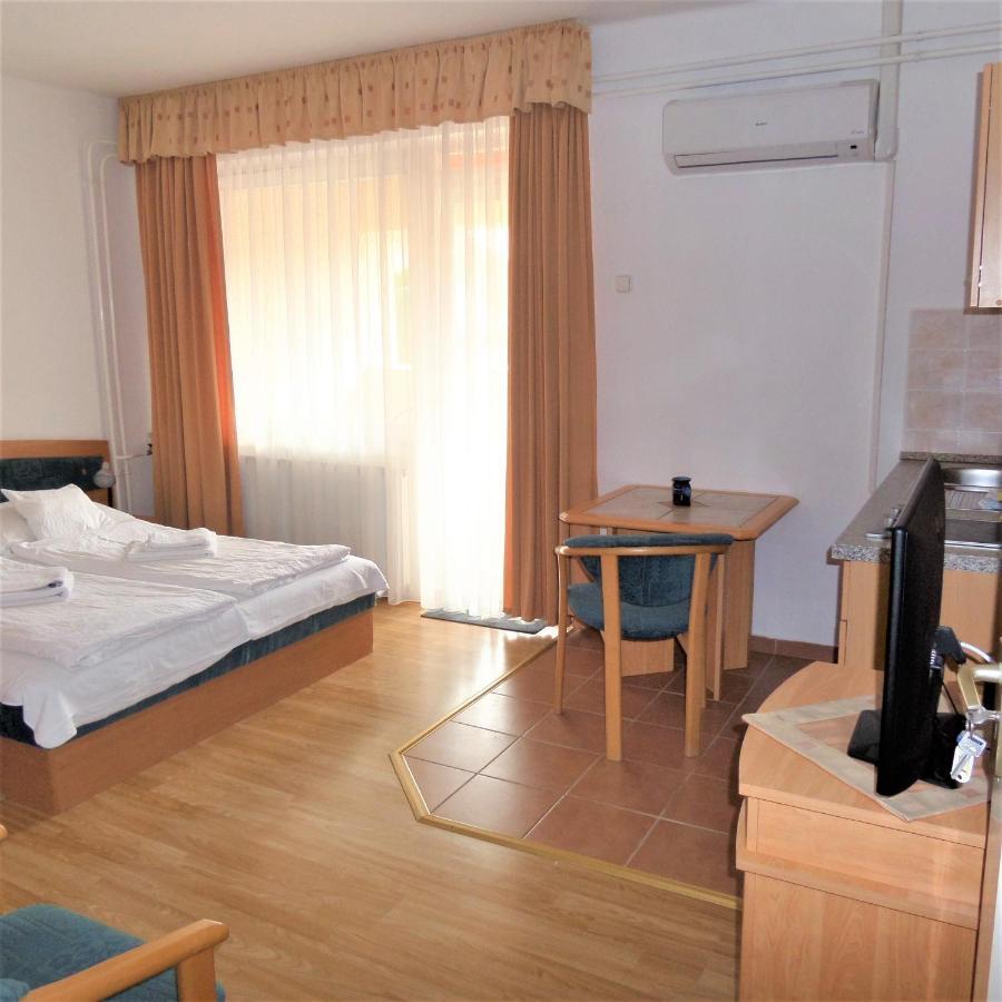 Silent Apartmanhaz Harkány Extérieur photo
