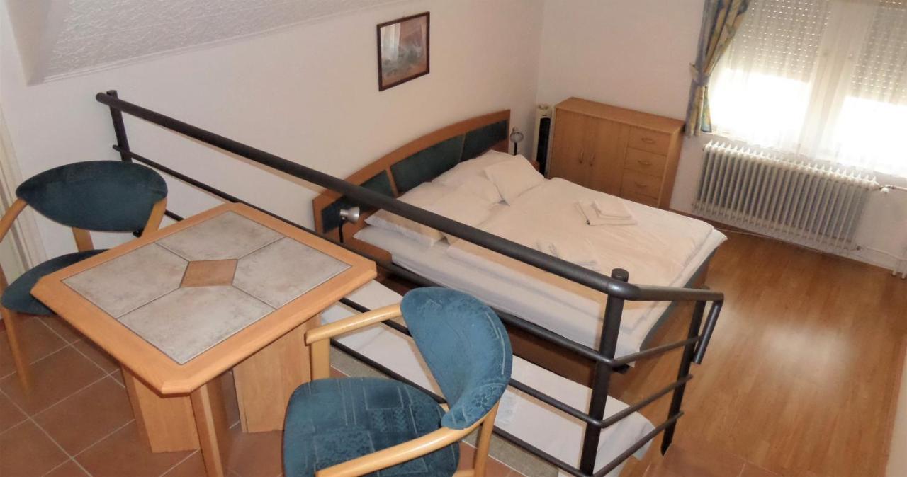 Silent Apartmanhaz Harkány Extérieur photo